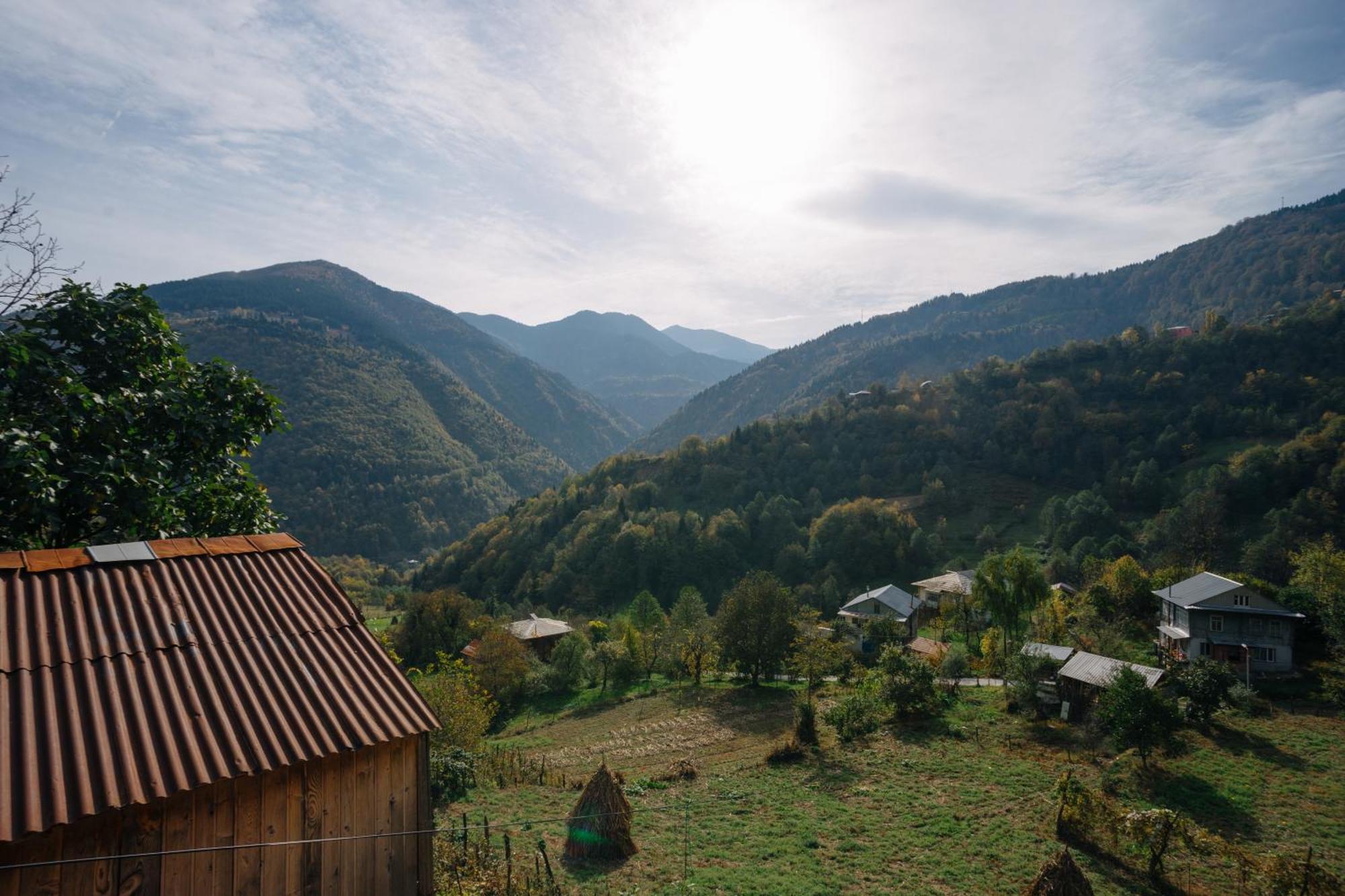 Family Winery And Guesthouse "Kejeradzeebi" Shuakhevi Экстерьер фото